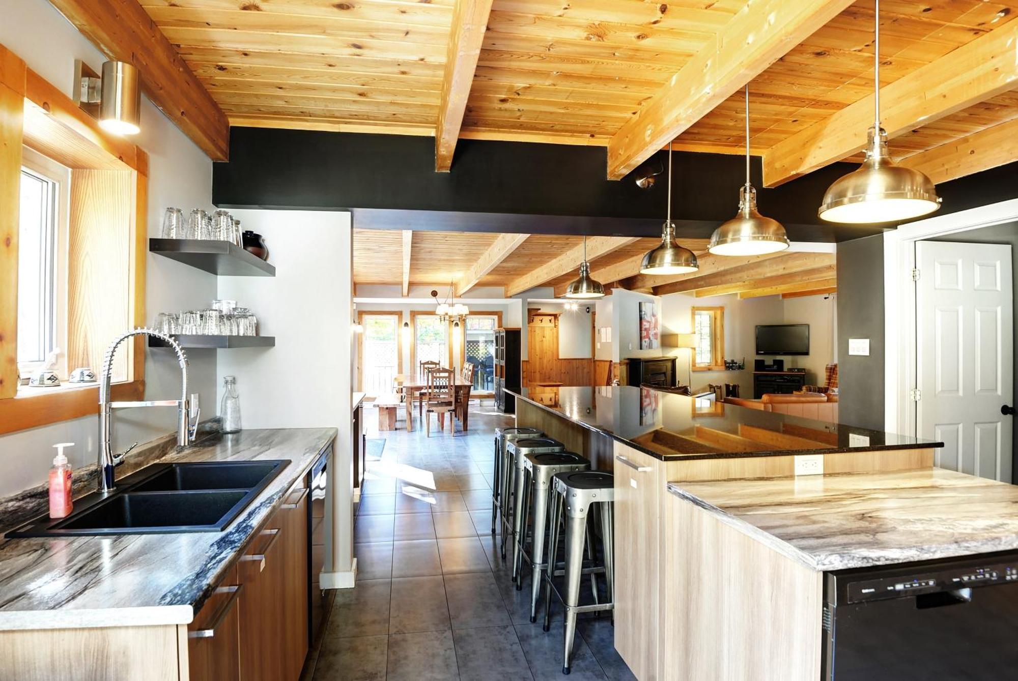 Chalets Alpins - 11 Chemin Des Skieurs Stoneham Dış mekan fotoğraf